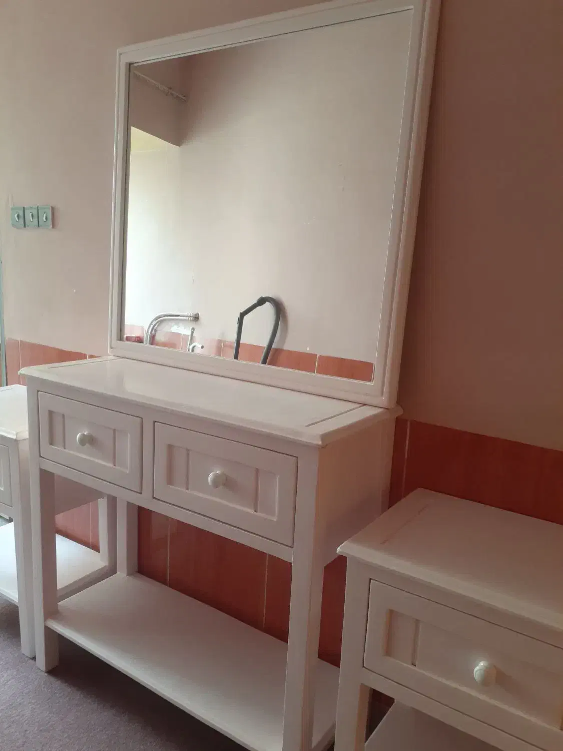 آینه|آینه|ایلام, |دیوار