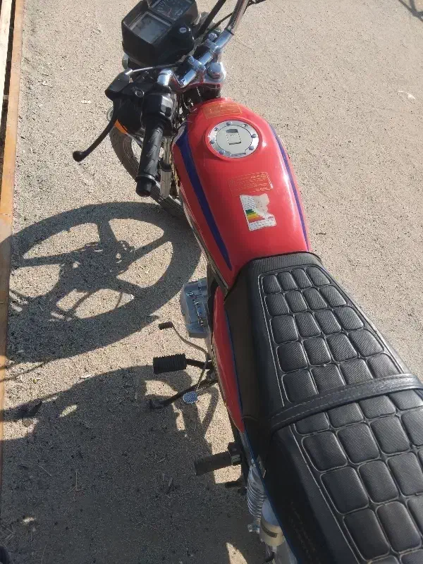 رادیو عتیقه|کلکسیون اشیاء عتیقه|ایزدخواست, |دیوار