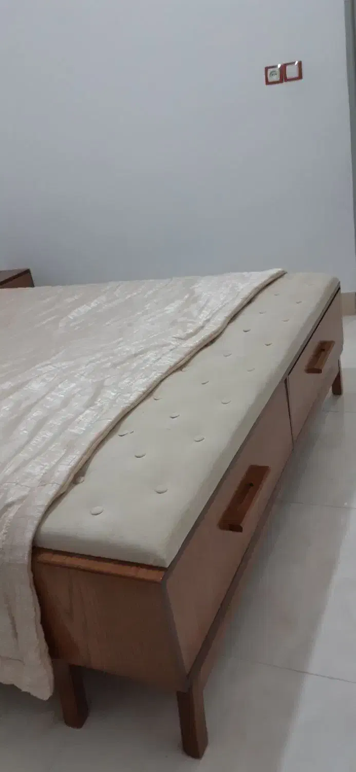 سرویس خواب دونفره|تخت و سرویس خواب|دورود, |دیوار