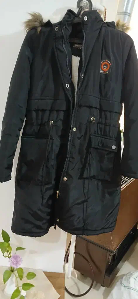 کاپشن وپیراهن دخترانه۴۴ تا ۴۶ میخوره|لباس|بندر انزلی, معلم|دیوار