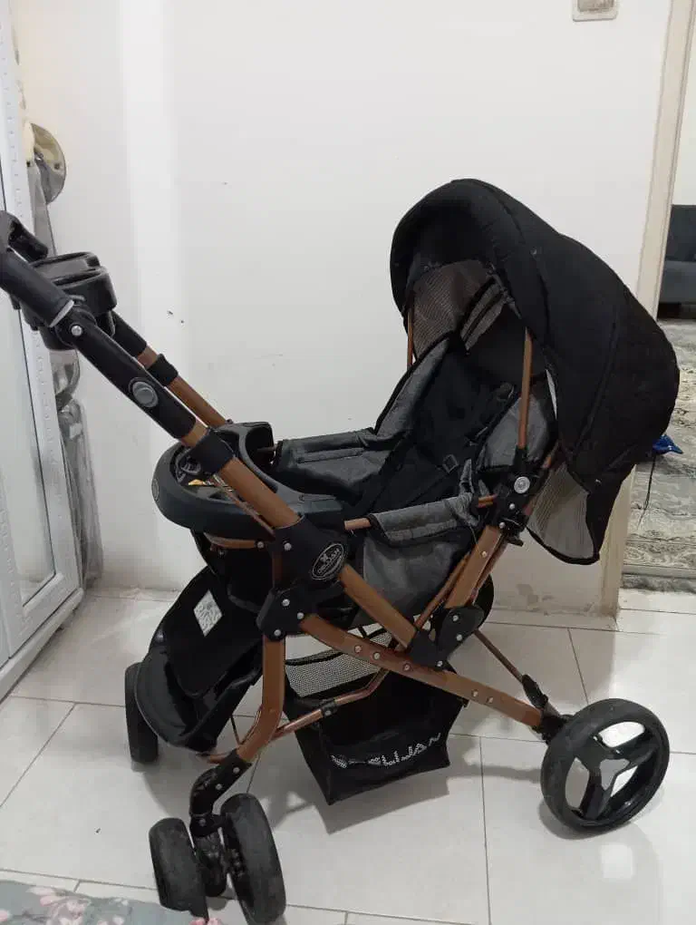 کالسکه دلیجان در حد نو|کالسکه و لوازم جانبی|ملارد, |دیوار