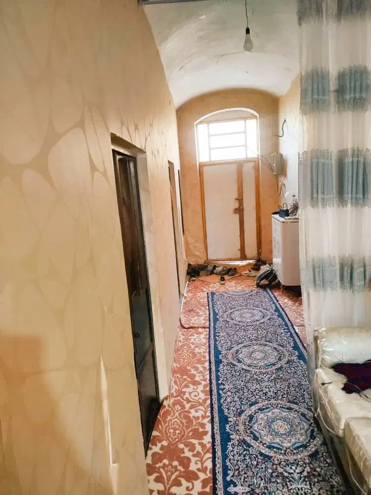 اجاره خانه قدیمی تیرآهنی مرکز شهر|اجارهٔ خانه و ویلا|جیرفت, |دیوار