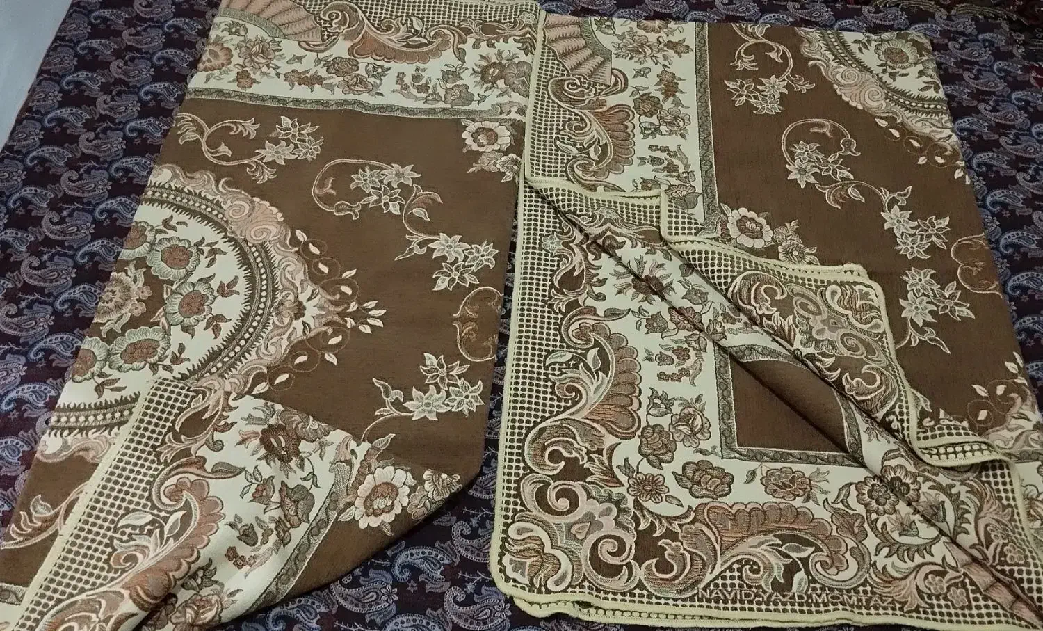 دو عدد روفرشی شیش متری در حد نو رنگ گردویی.|روفرشی|نسیم‌شهر, |دیوار