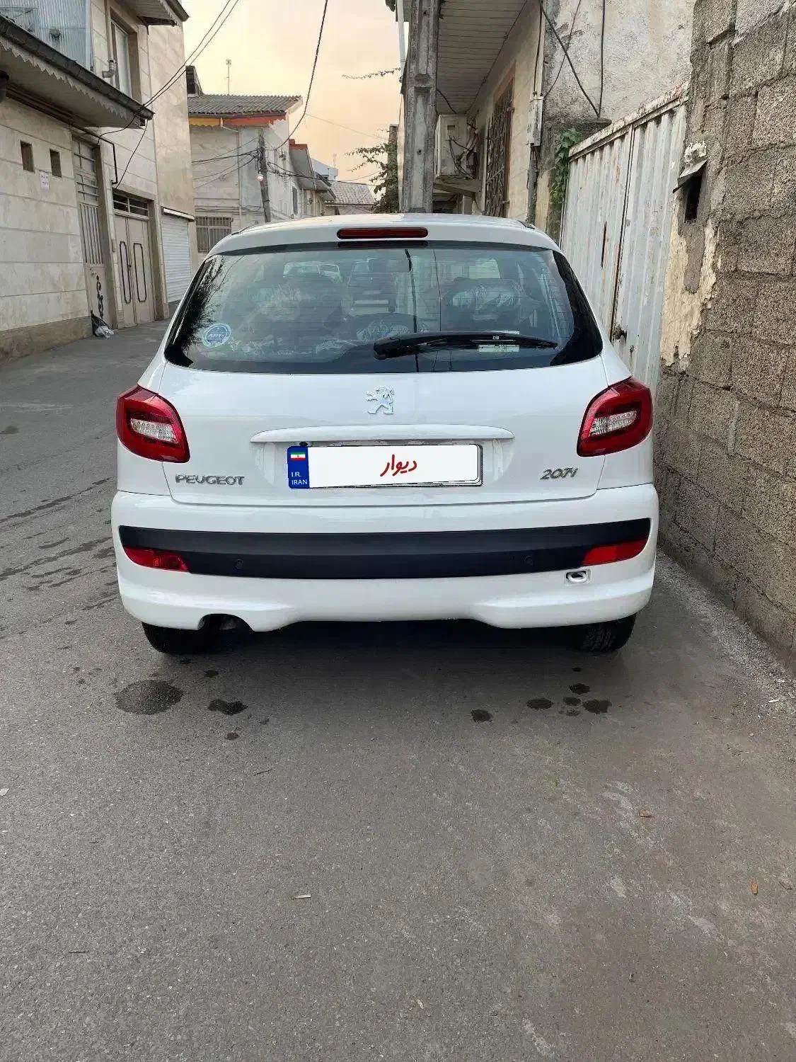 پژو 207 tu3 ارتقا یافته 1404 با کارت طلایی|خودرو سواری و وانت|رشت, پیرکلاچای|دیوار