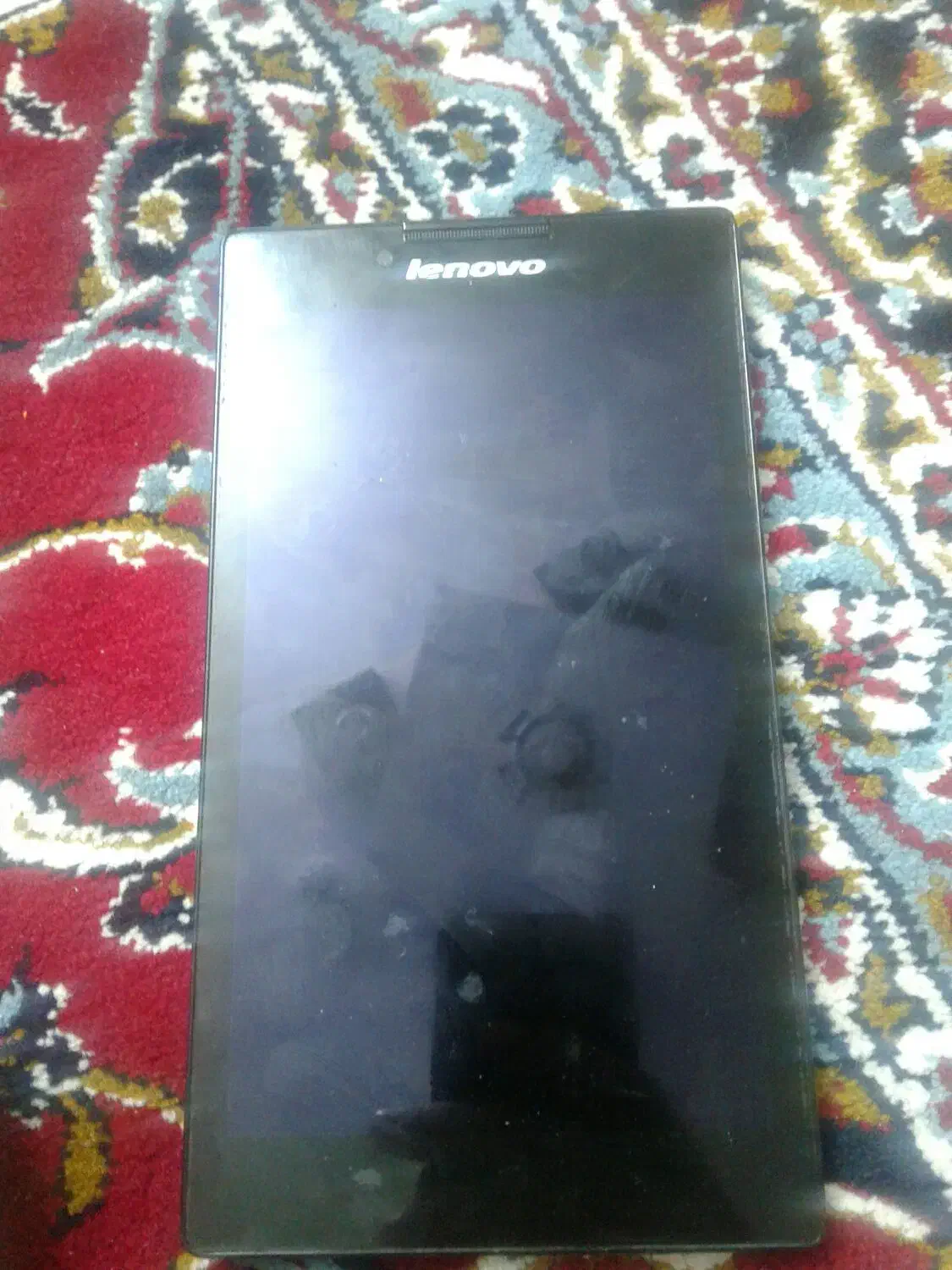 تبلت لنو|تبلت|اصفهان, سرچشمه|دیوار