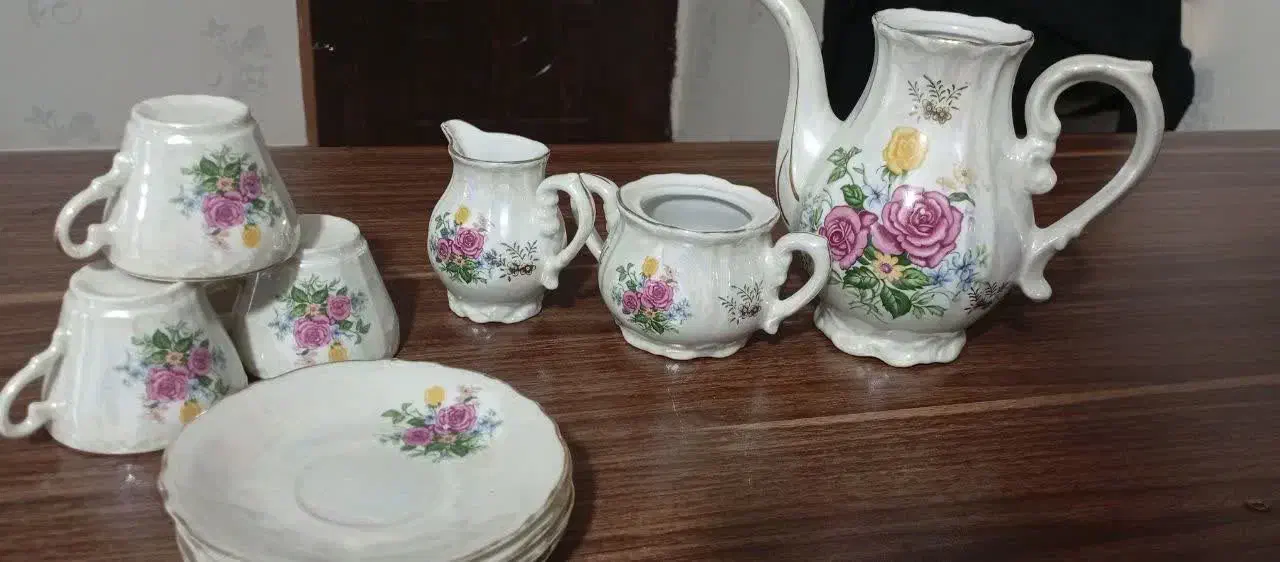 چینی قدیمی|ظروف سرو و پذیرایی|حبیب آباد, |دیوار