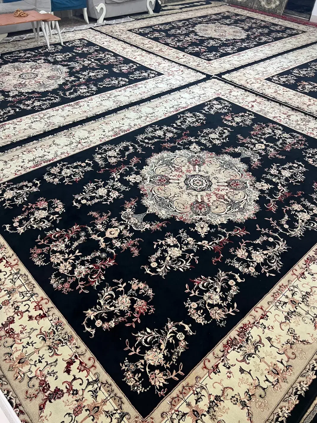 فروشی|فرش|سنندج, |دیوار