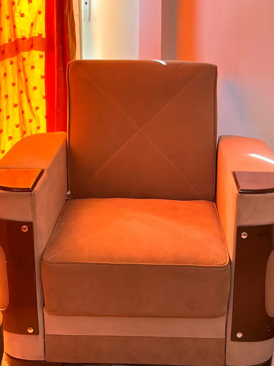 فروش مبل تخت خواب شو ۱۰ میلیون|مبلمان خانگی و میز عسلی|همایجان, |دیوار