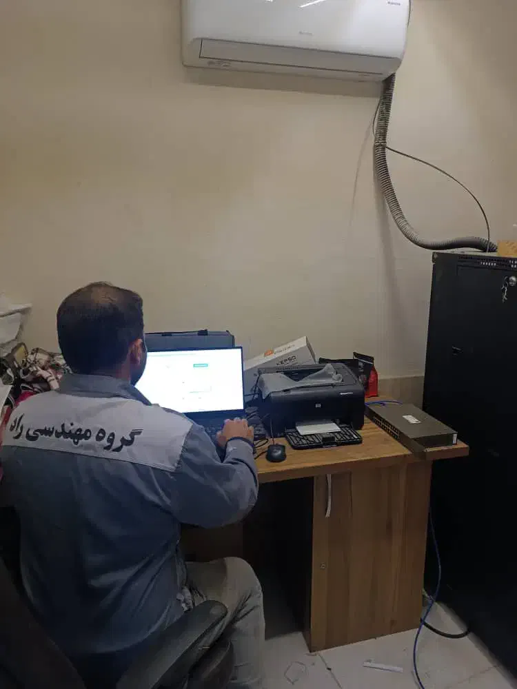 برقکار ونمایندگی اف اف وآیفون تصویری ۲۲۴۸۹۸۶۴|خدمات پیشه و مهارت|تهران, حکمت|دیوار