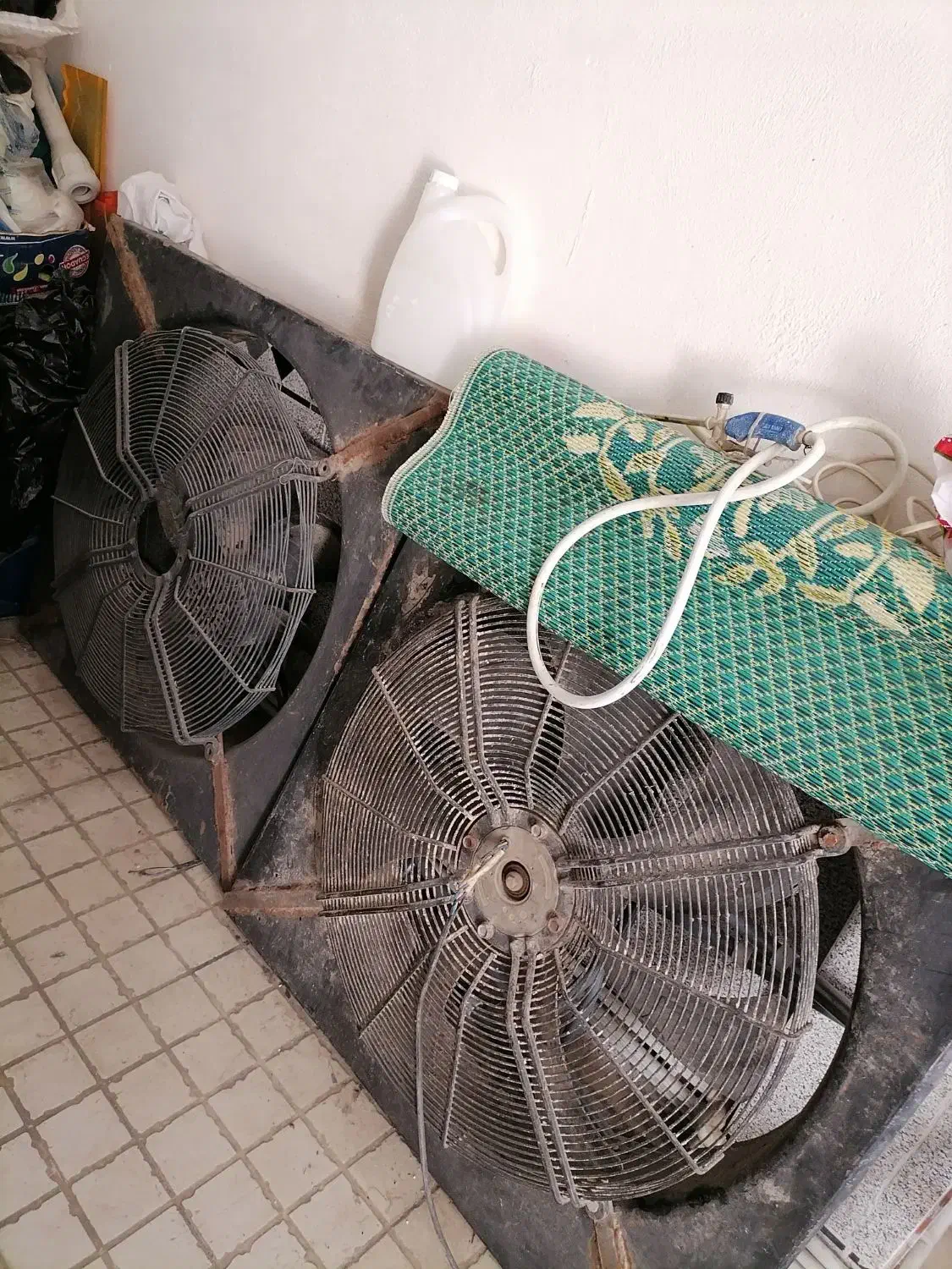 فن هواکش|پنکه و تصفیه‌کنندهٔ هوا|نیشابور, شهرک ولیعصر|دیوار