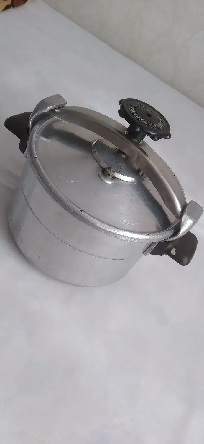 زودپز سالم و تمیز|ظروف پخت‌وپز|تهران, جنت‌آباد جنوبی|دیوار