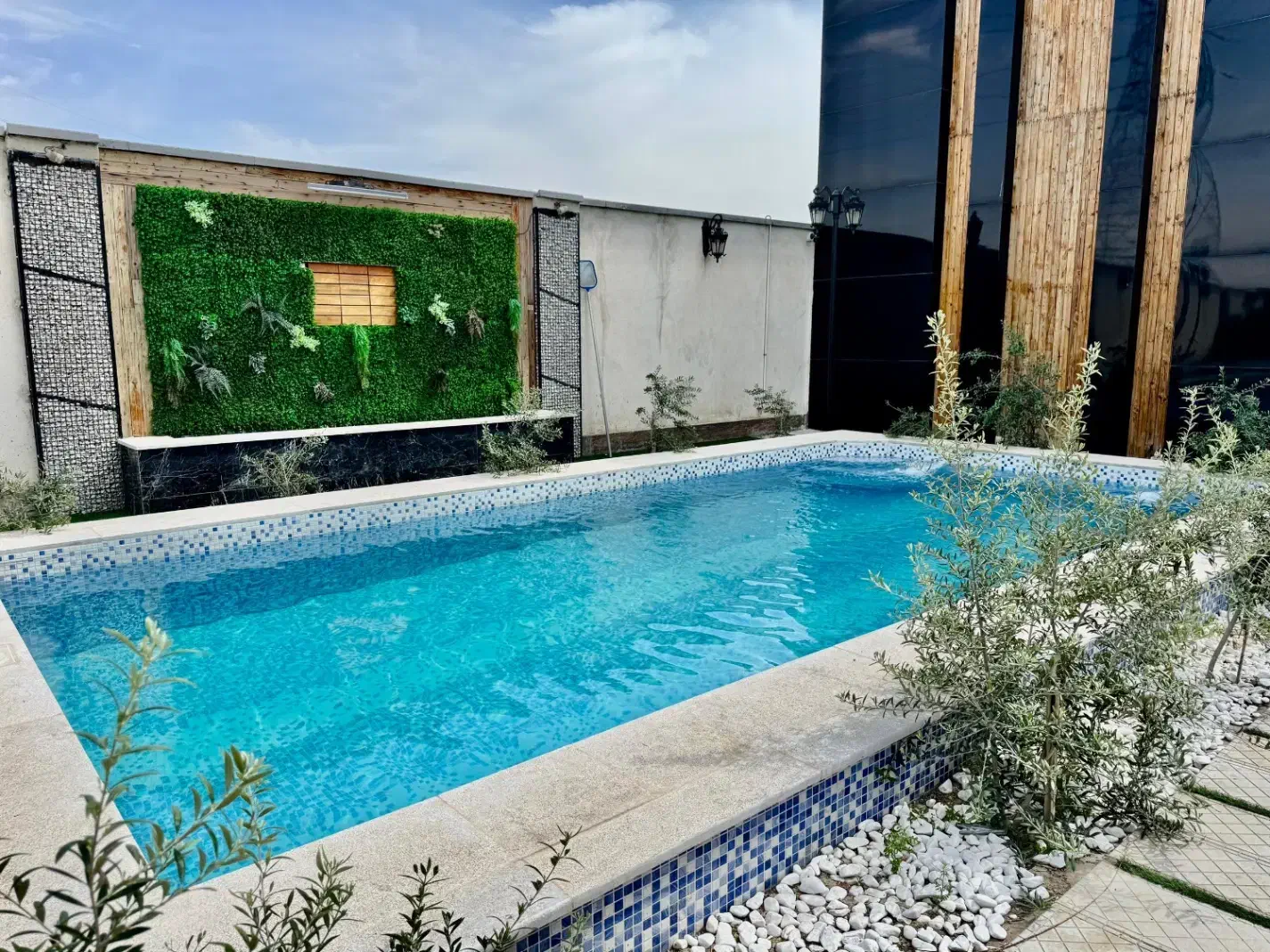 اجاره ویلا روزانه کوتاه مدت|اجارهٔ کوتاه‌مدت ویلا و باغ|تهران, اکباتان|دیوار