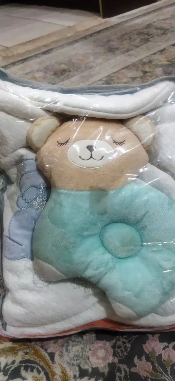 قنداق فرنگی کاملا سالم ومرتب|اسباب و اثاث بچه|مرودشت, مسکن مهرگان|دیوار