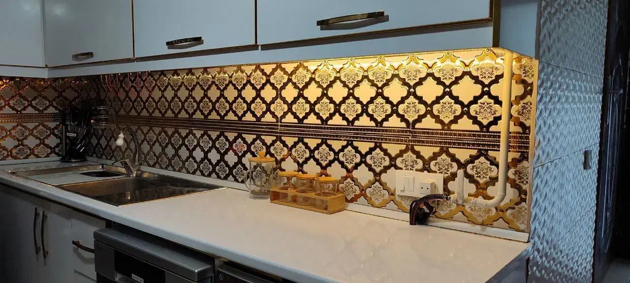 ساختمان تجاری مسکونی موقعیت خوب|فروش آپارتمان|رشت, شهرک احمد خمینی|دیوار