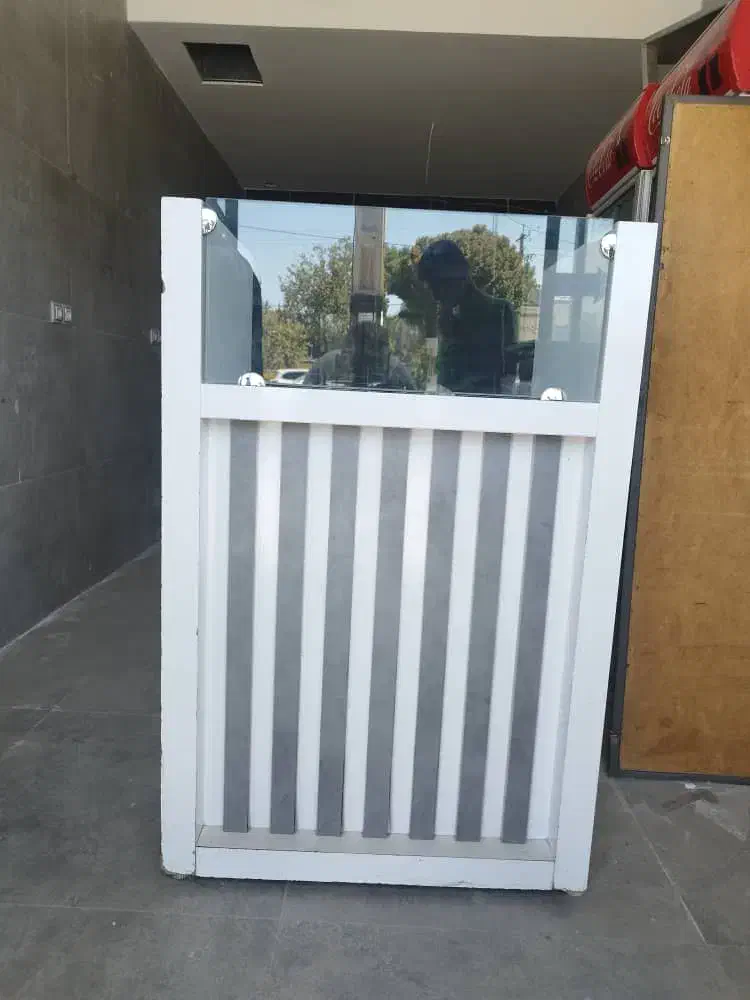 میز( کانتر) وکشو4 طبقه، سینک|کافی‌شاپ و رستوران|مرودشت, بیست متری بیمارستان|دیوار