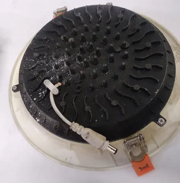 لامپ هالوژن|لامپ و چراغ|کرج, جهان‌شهر|دیوار