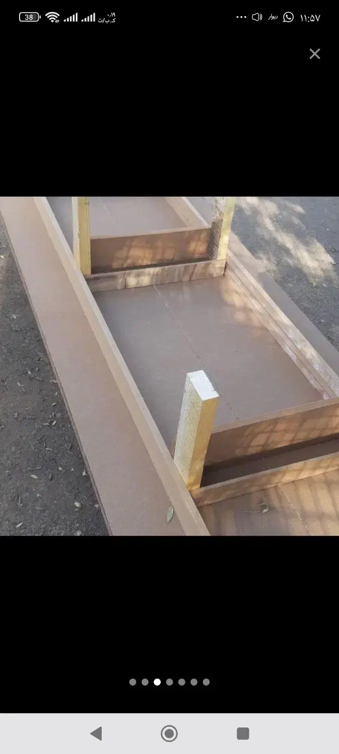 کفی چوبی تخت|تخت و سرویس خواب|پردیس, فاز ۱|دیوار