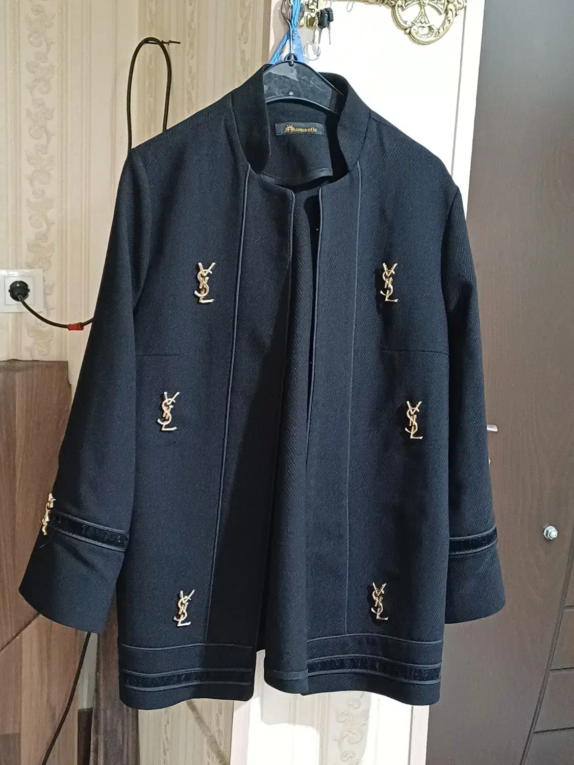 مانتو درحدنو|لباس|اردبیل, |دیوار