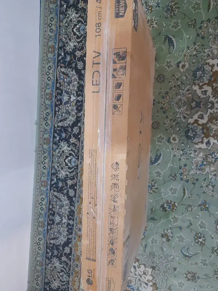 تلویزیون ۴۳|تلویزیون و پروژکتور|شیراز, شاپورجان|دیوار