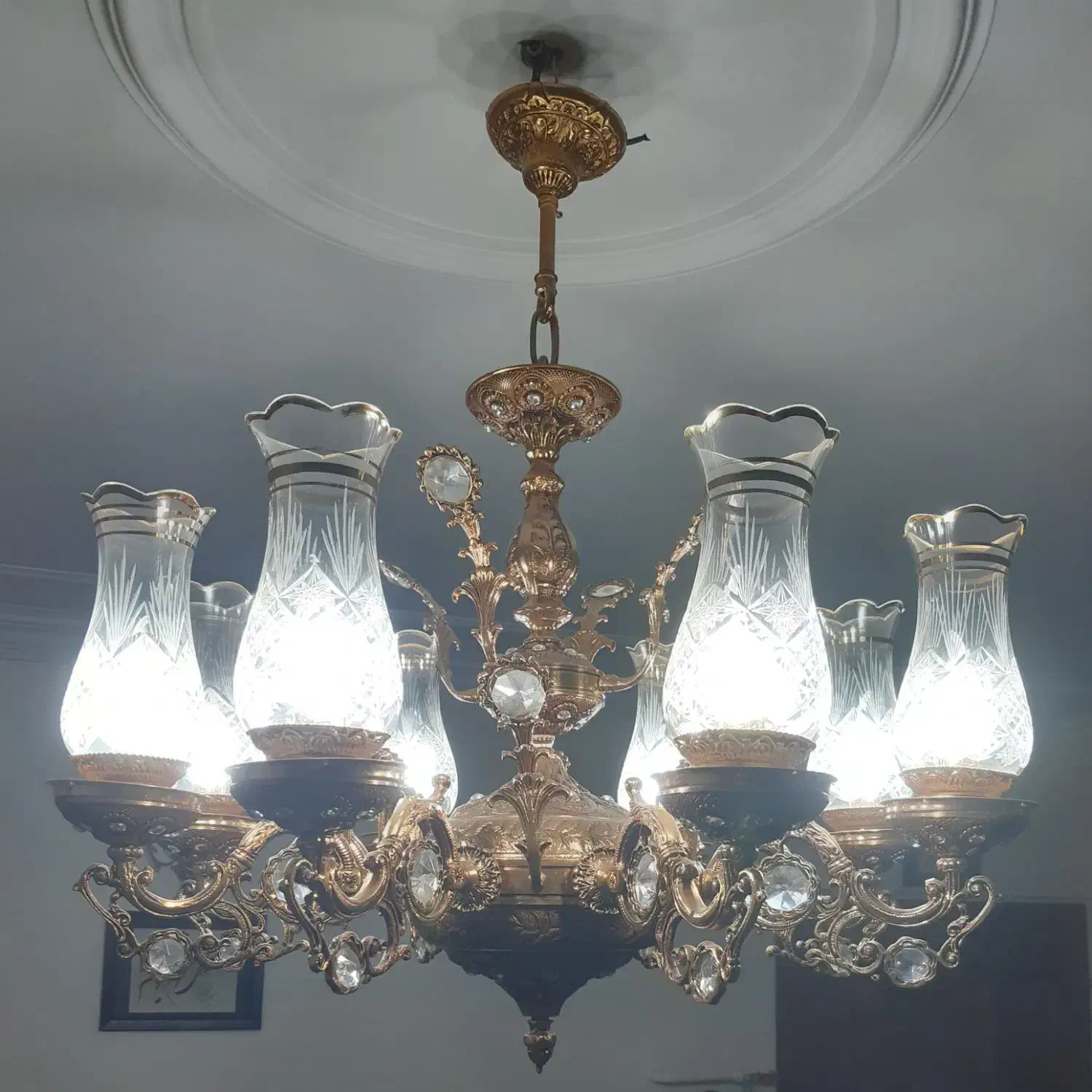 لوستر ۸ شعله|لوستر و چراغ آویز|تهران, زنجان جنوبی|دیوار