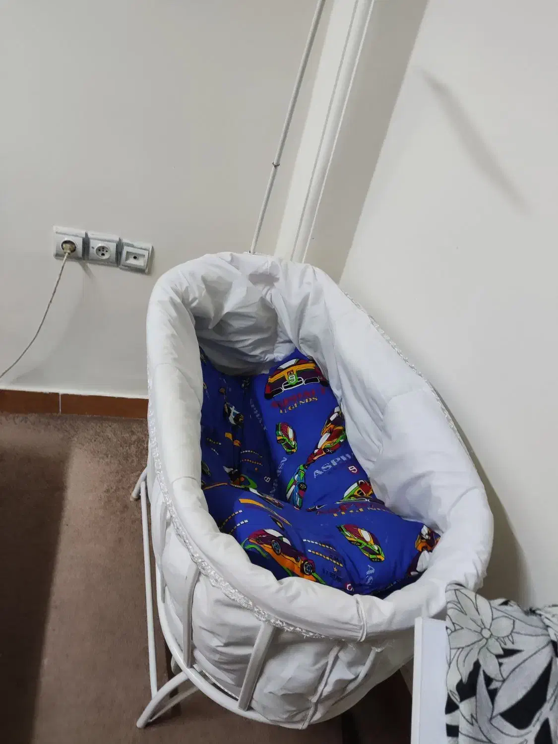 گهواره نوزاد|اسباب و اثاث بچه|رشت, لاکان شهر|دیوار