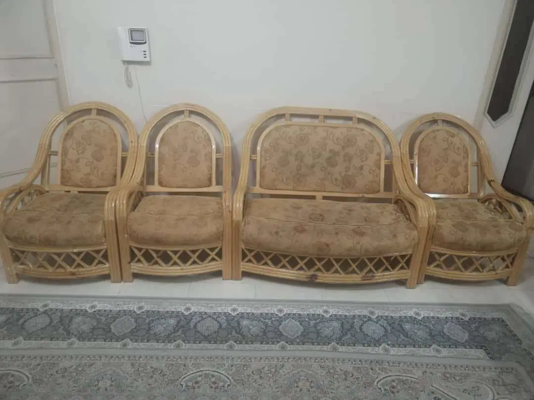 فروش مبل ۸نفره دست دو شیراز|مبلمان خانگی و میز عسلی|شیراز, زرهی|دیوار