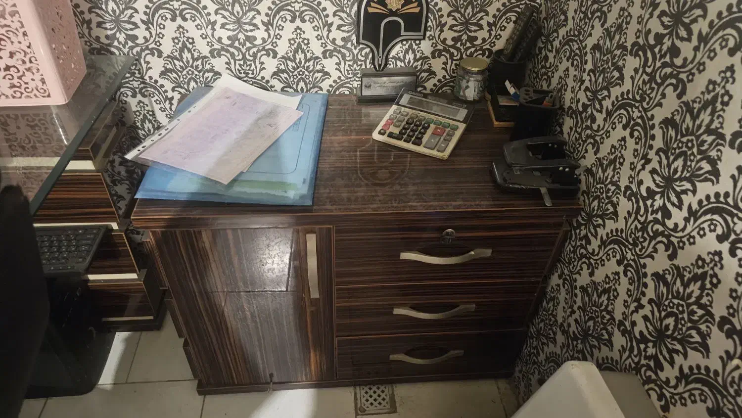 میز دفتری|مبلمان اداری|تهران, حکمت|دیوار