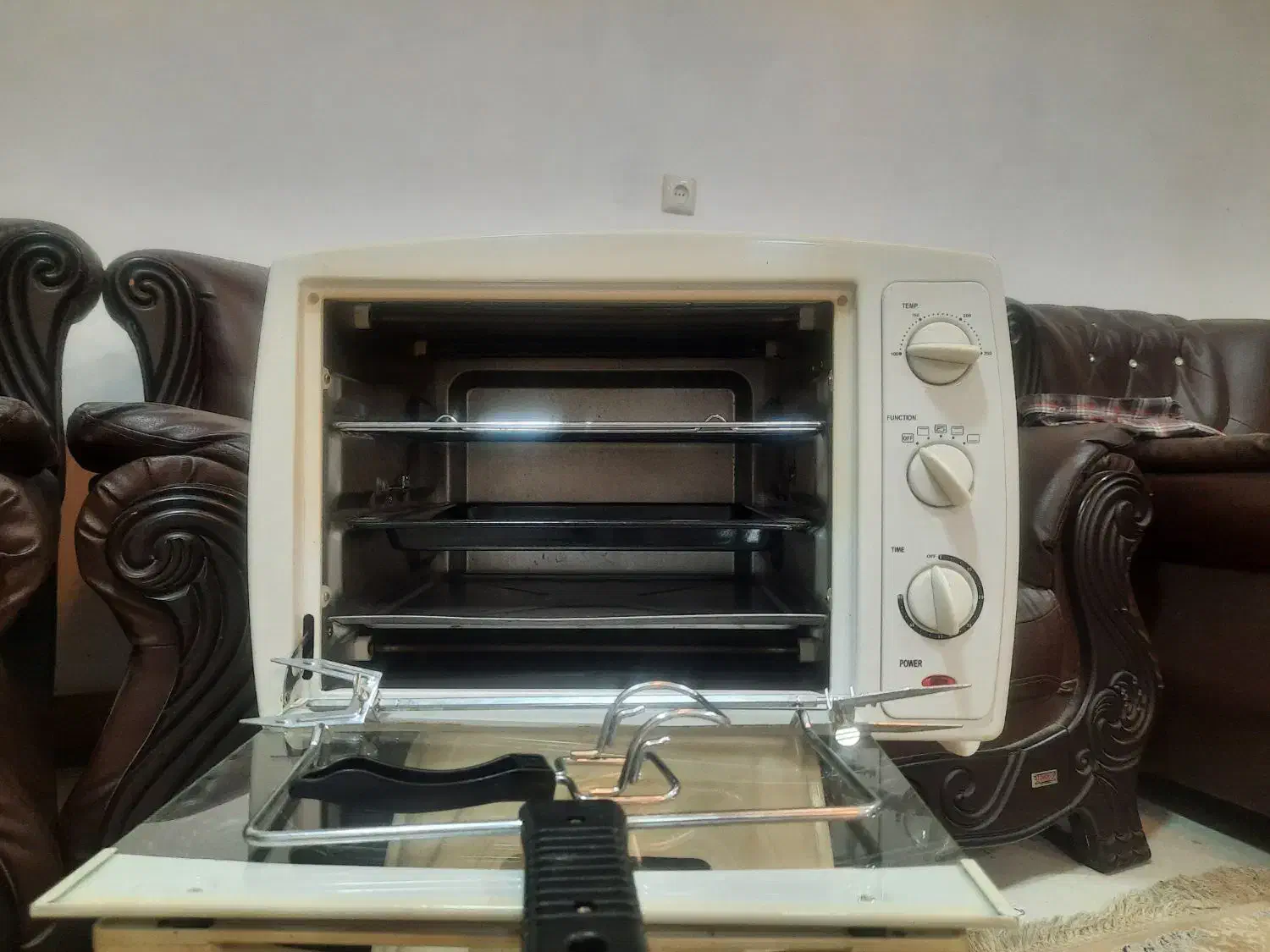 ماکروویو در حد نو|اجاق گاز و لوازم برقی پخت‌وپز|لاهیجان, آهندان|دیوار