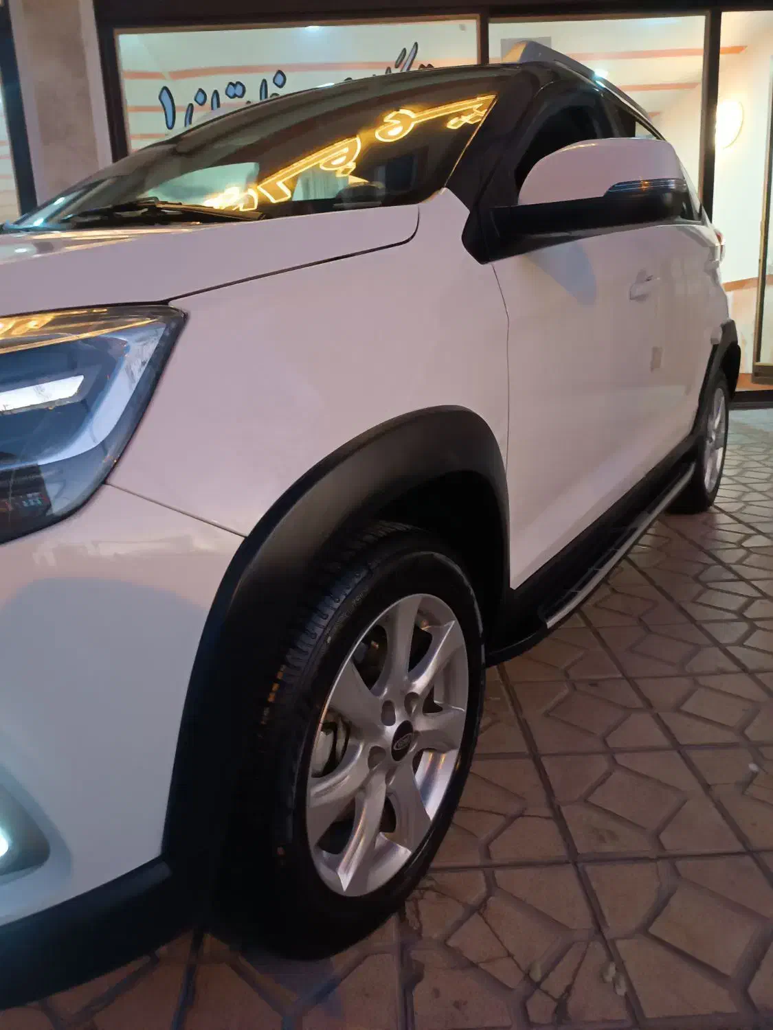 ام وی ام x22 مدل 1402بدون رنگ 14تا کار|خودرو سواری و وانت|تبریز, |دیوار