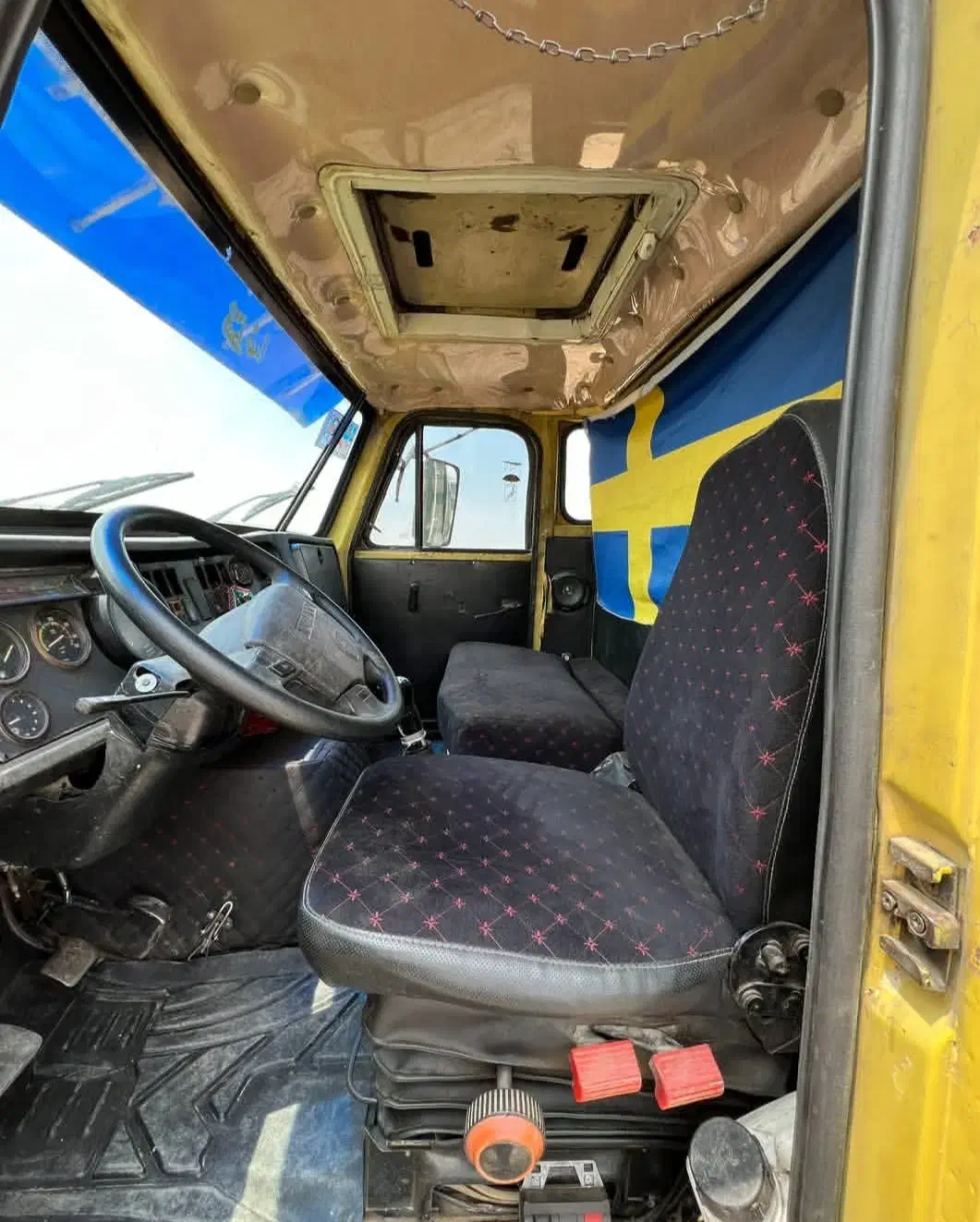 کمپرسی ولوو تک توپ طلا|خودرو سنگین|تاکستان, |دیوار