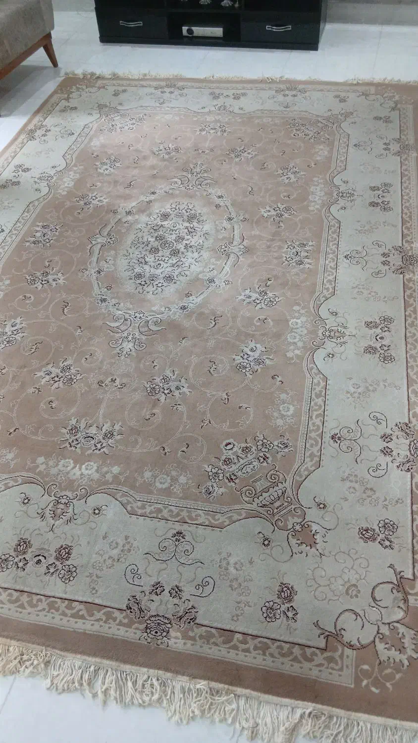 فرش ۶ متری ۷۰۰ شانه  .کارکرده بدون نیاز به تعمیر|فرش|رشت, خواهر امام|دیوار