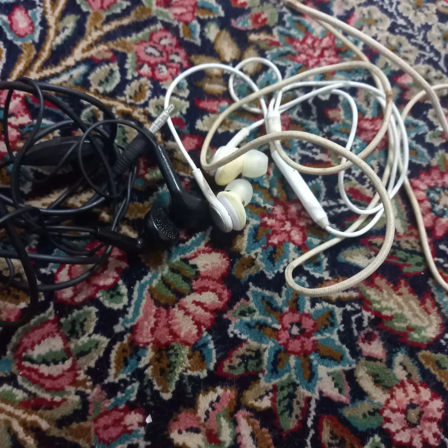 هندزفری|لوازم جانبی موبایل و تبلت|زرند, |دیوار