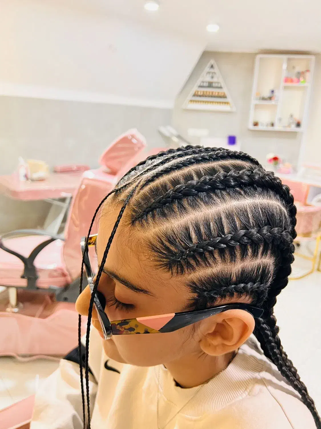 انجام کلیه ی خدمات زیبایی|خدمات آرایشگری و زیبایی|هشتگرد, شهرک ولیعصر (مصلی)|دیوار