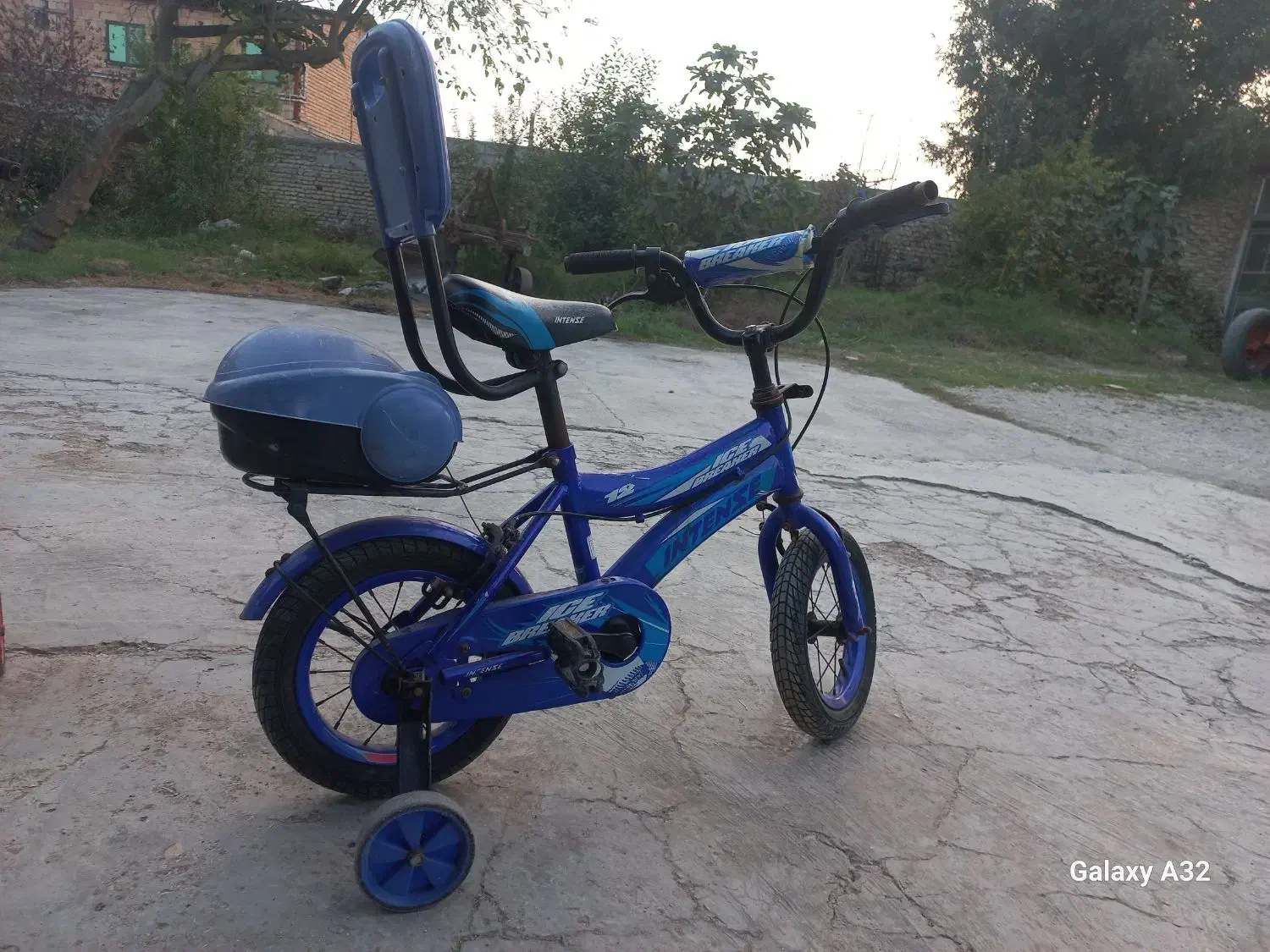 فروش دو عدد دوچرخه سایز۱۲ با مارک اینتنس|دوچرخه، اسکیت، اسکوتر|بهشهر, |دیوار