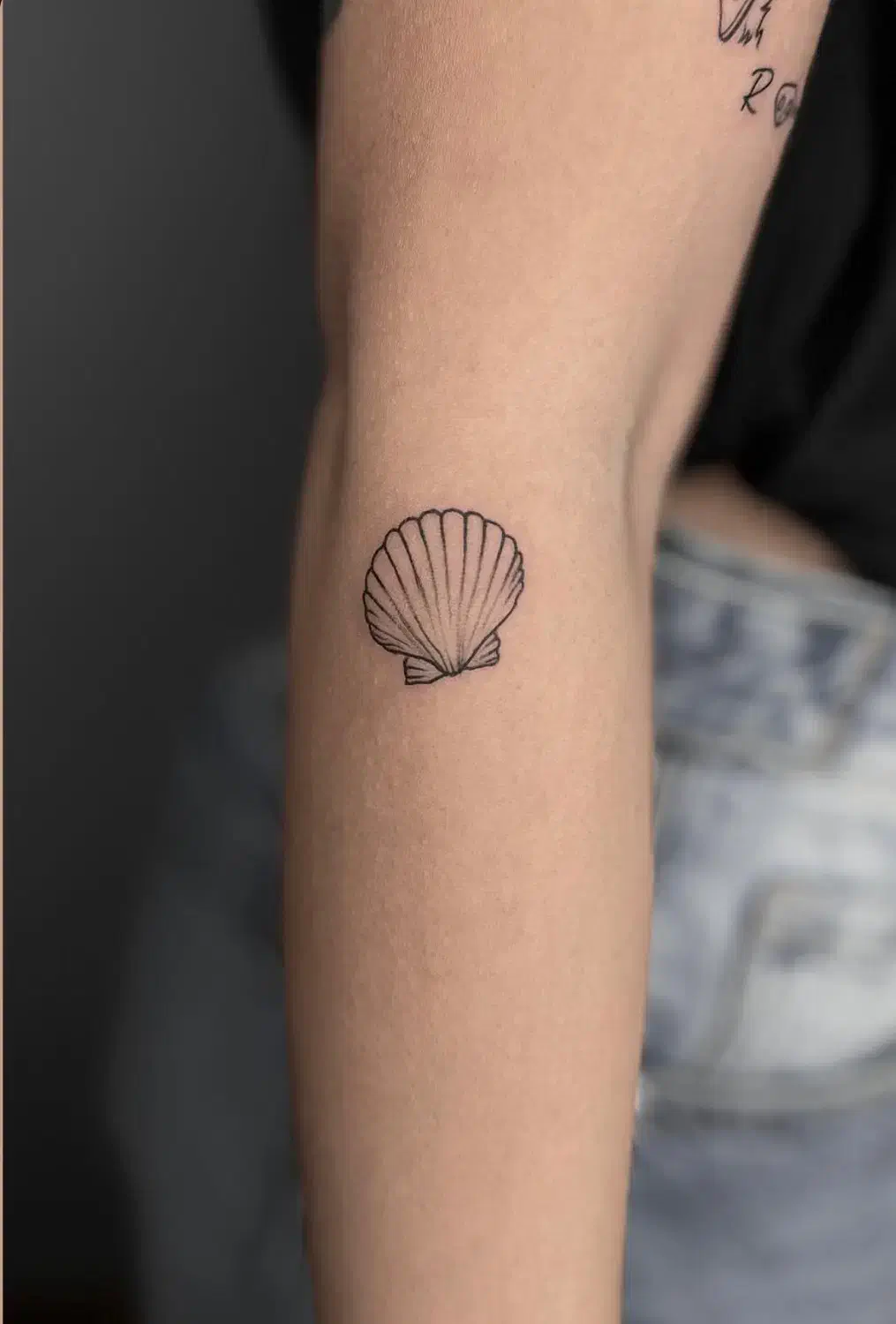 اجرای تاتو بدن با مهارت و هنر نقاشی|خدمات آرایشگری و زیبایی|شیراز, نصر|دیوار