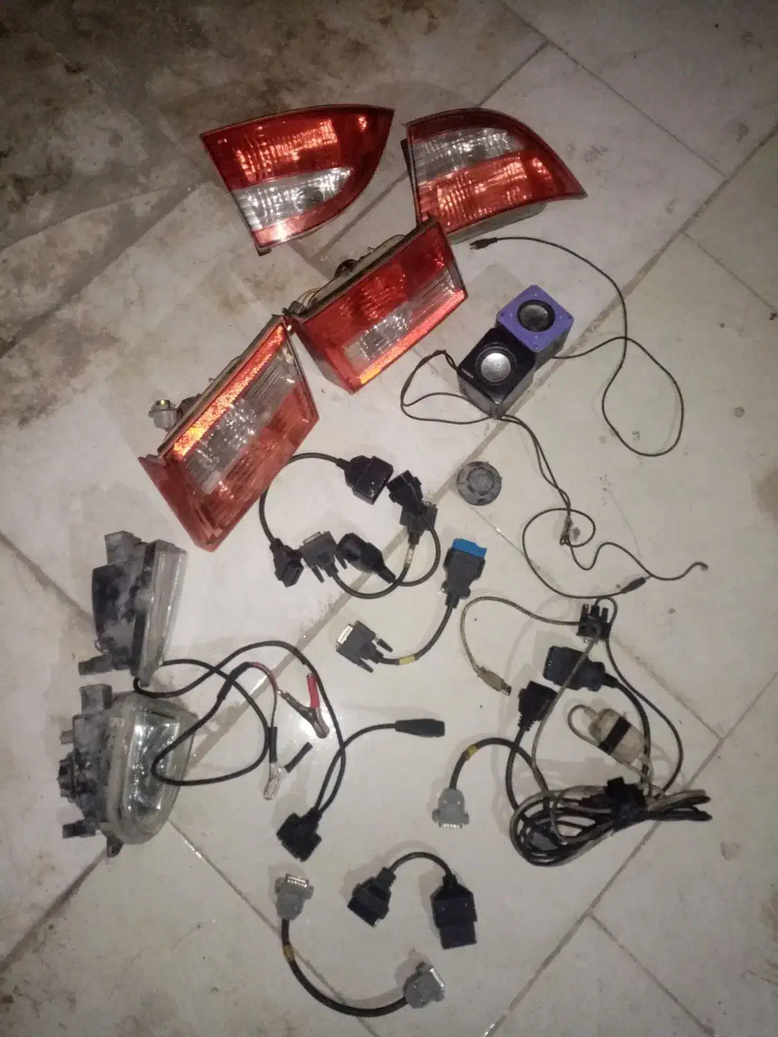 چراغ عقب سمند|قطعات یدکی و لوازم جانبی|بروجرد, |دیوار