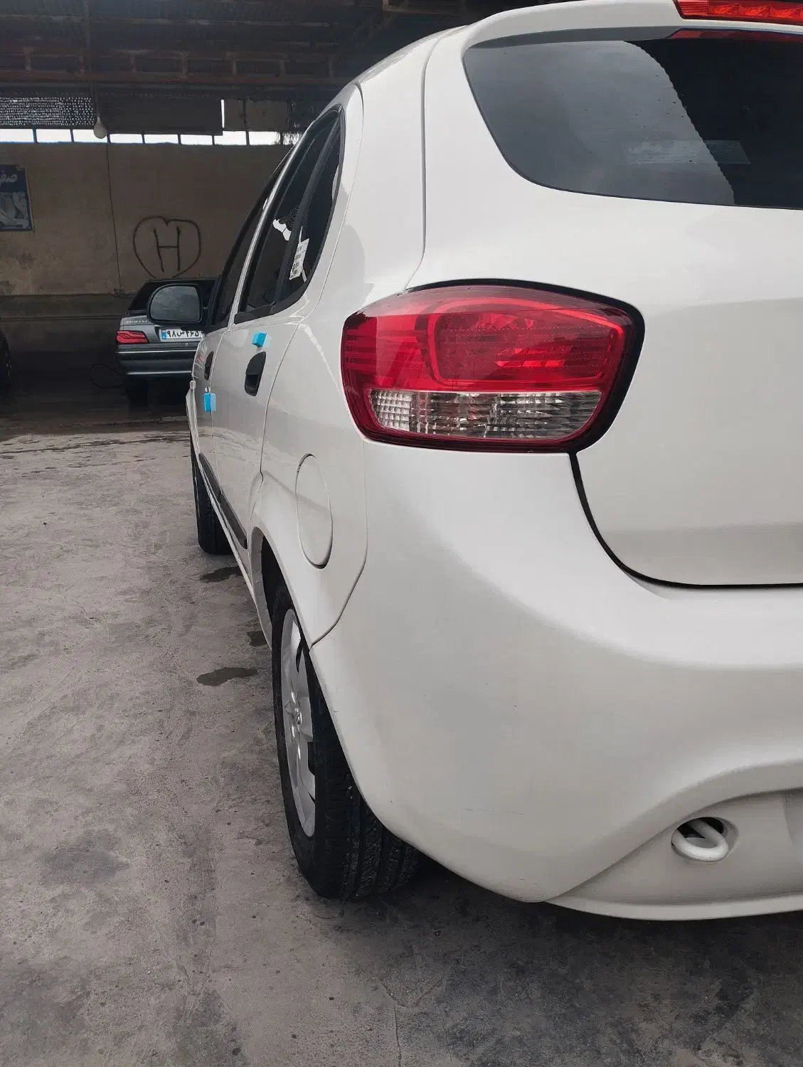 تیبا ۴۰۱ لاستیک نو بیمه ۸ماه|خودرو سواری و وانت|بندر گناوه, |دیوار