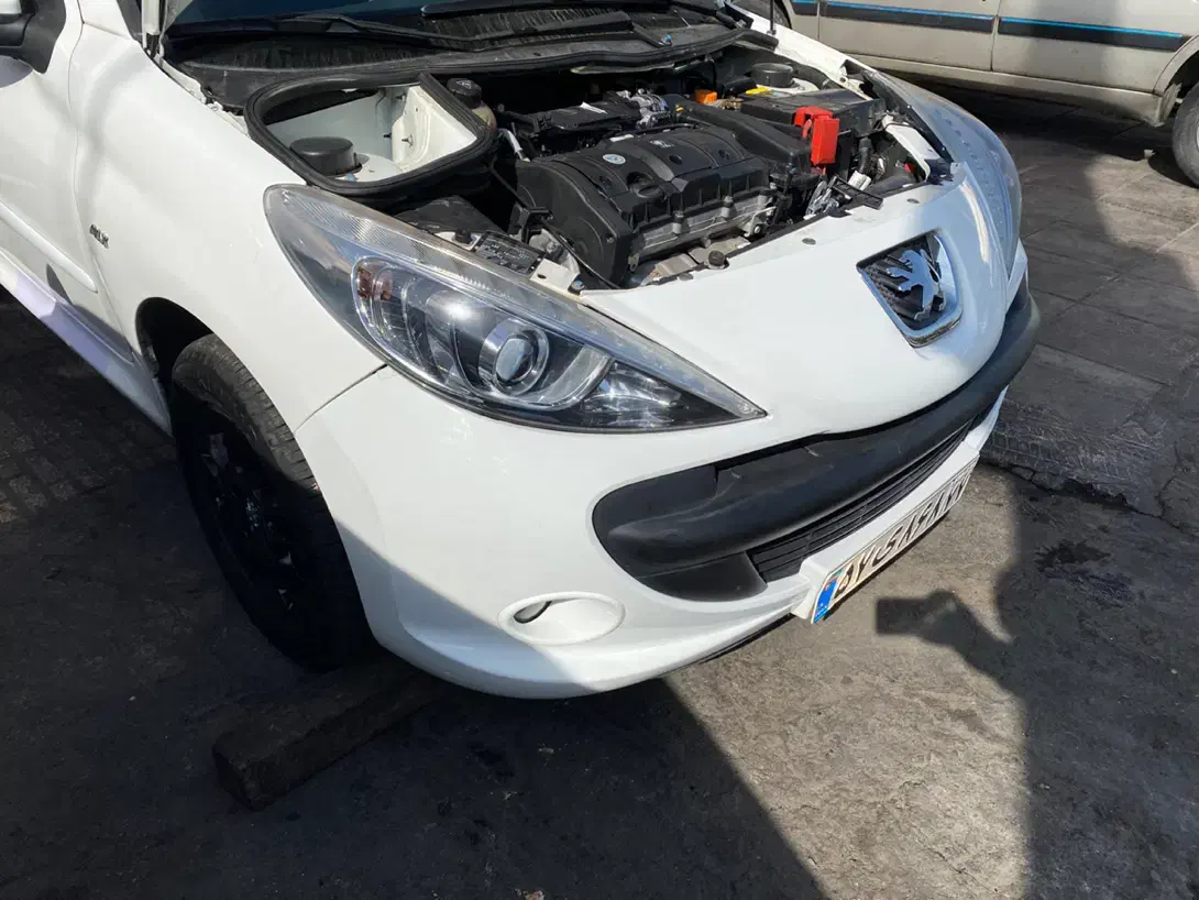 چراغ جلو 207 مدل بالایی|قطعات یدکی و لوازم جانبی|فردیس, فردیس|دیوار