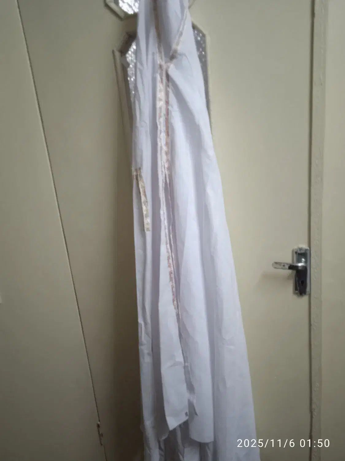 سلام چادرسفیددوخته شده برای جشن تکلیف|کفش و لباس بچه|دامغان, |دیوار