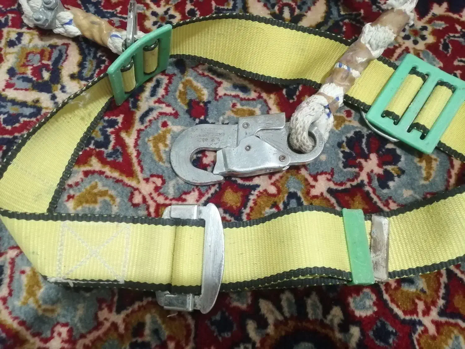 کمربند ایمنی|کوهنوردی و کمپینگ|تربت جام, جامی|دیوار