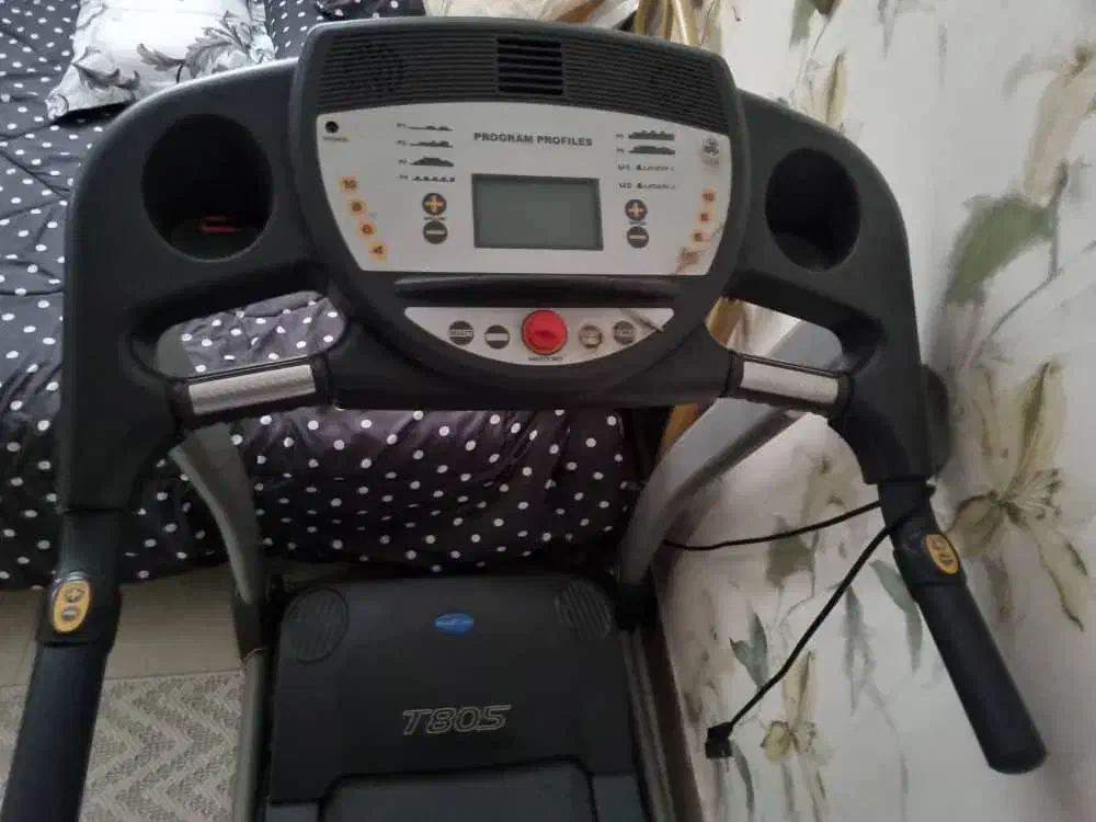 فروش تردمیل کارکرده در حد نو|تجهیزات ورزشی|فولادشهر, C3|دیوار