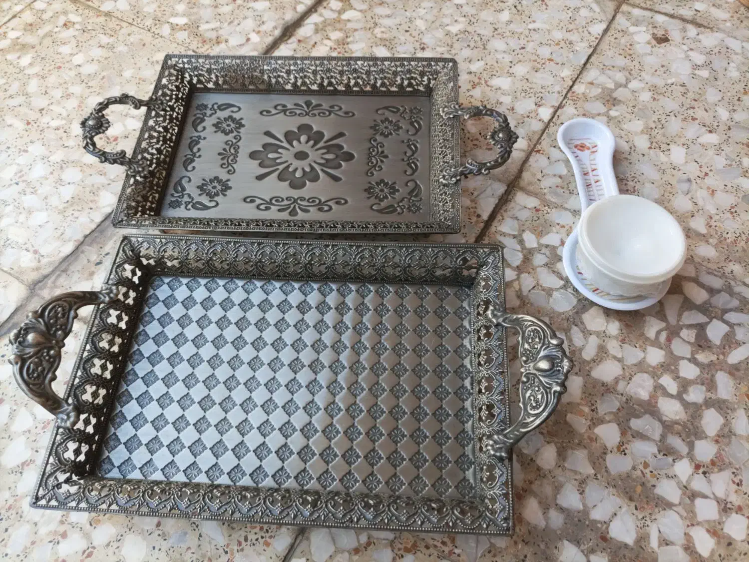 سینی و قندان|ظروف سرو و پذیرایی|سرپل ذهاب, |دیوار