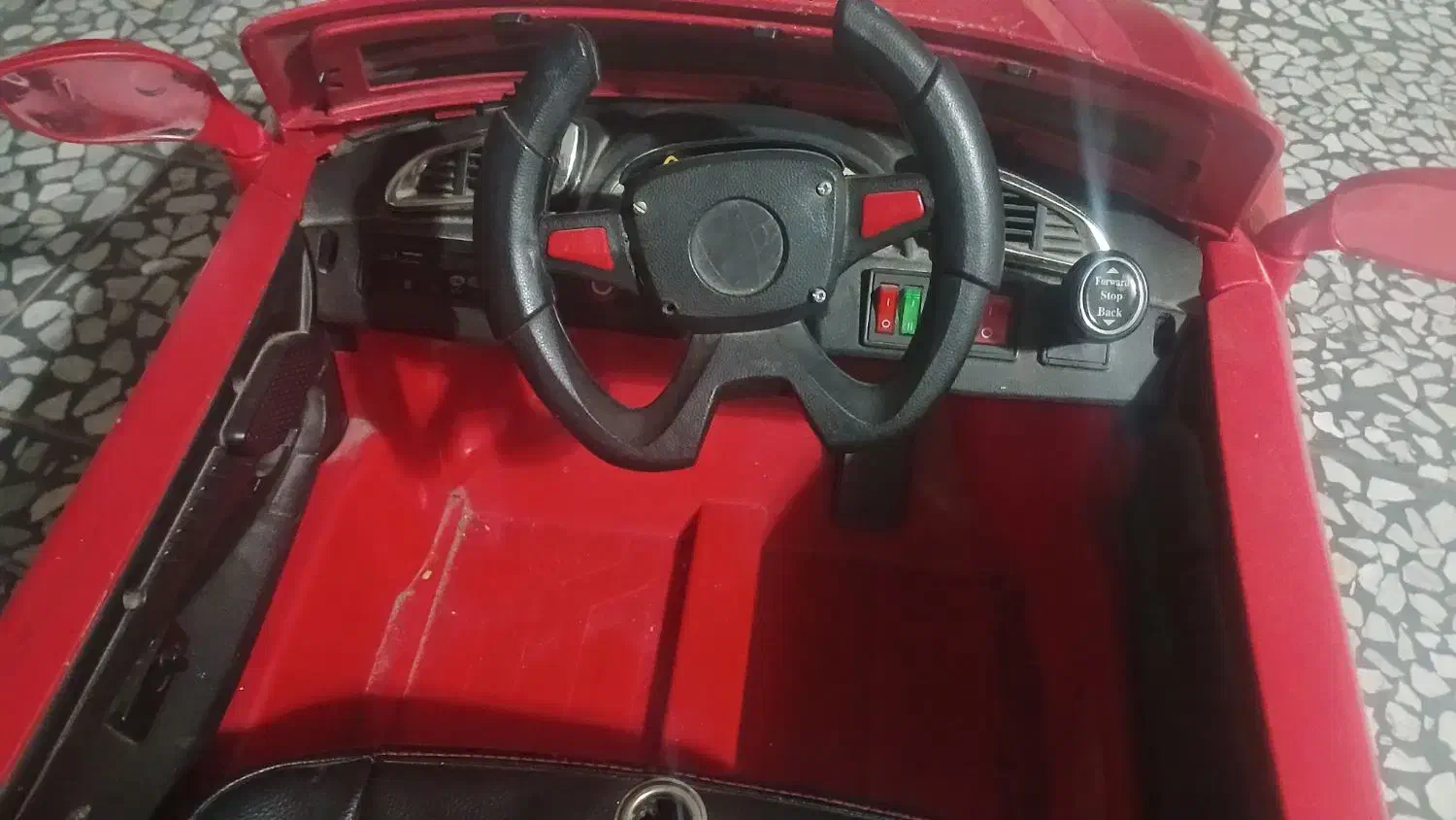 ماشین شارژی دو گیربکس|اسباببازی بچه|ساری, |دیوار