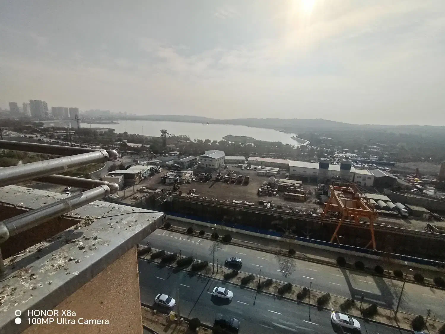 اجاره آپارتمان ۳ خوابه دریاچه چیتگر/منطقه۲۲