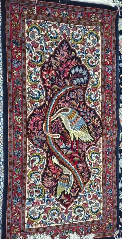 دوتا فرش یکی زرع ونیم ویکی ده گره ۲۰ گره|فرش|اراک, |دیوار