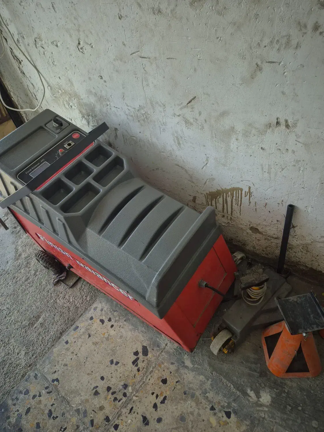 فروش دستگاه بالانس درجا روکار|فروشگاه و مغازه|اهواز, چهارصد دستگاه|دیوار