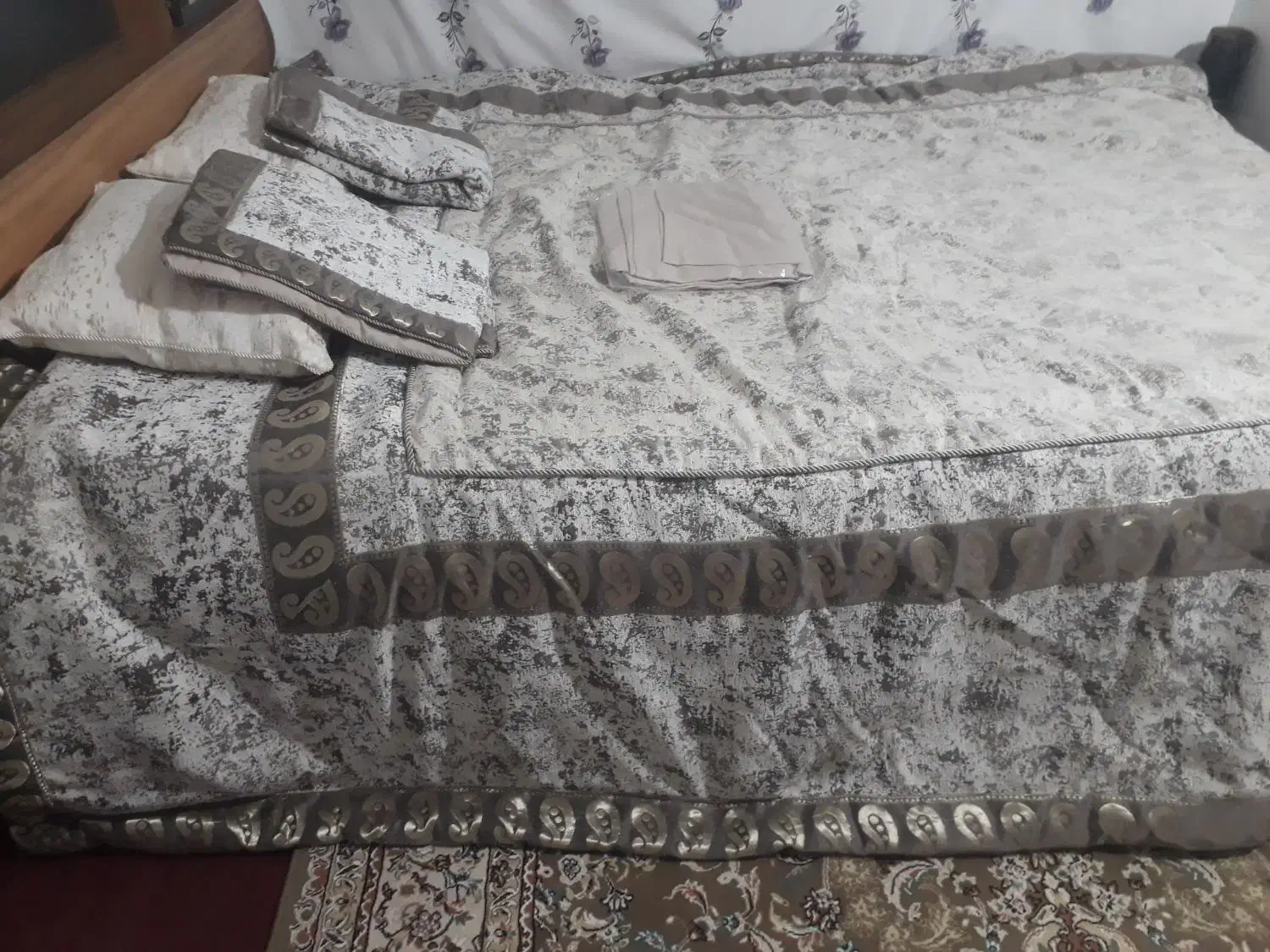 سرویس روتختی جنس عالی مخمل تُرک ۶ تیکه|سرویس روتختی|سبزوار, فرهنگیان|دیوار