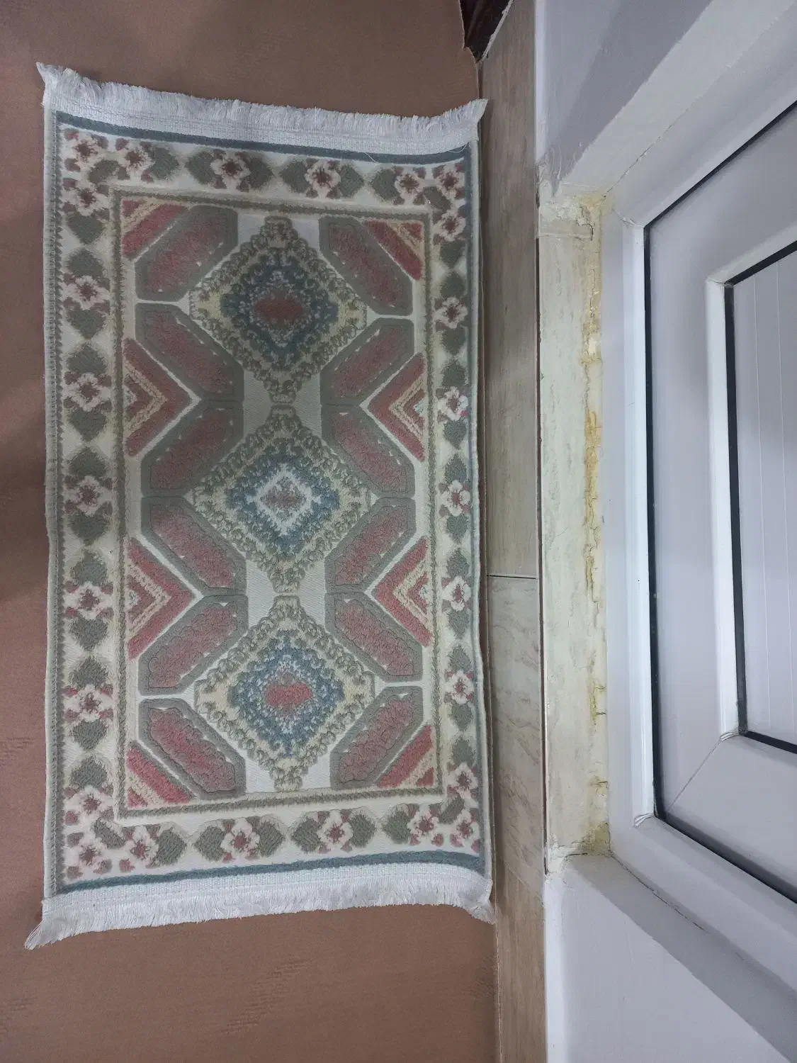 ۲عدد پادری|پادری|قروه, |دیوار