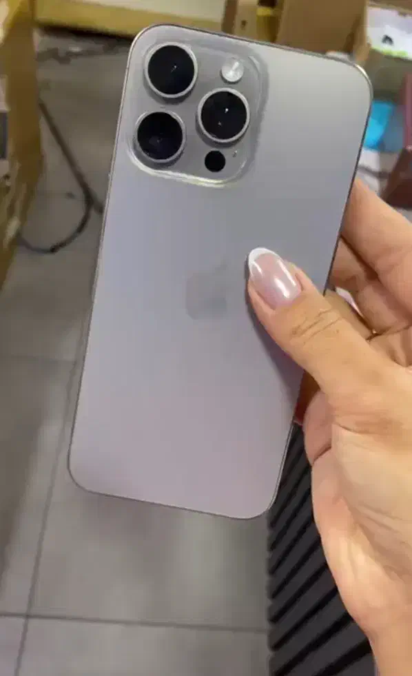 ۱۵ پرو مکس باطری ۱۰۰|موبایل|اصفهان, باغ فدک|دیوار