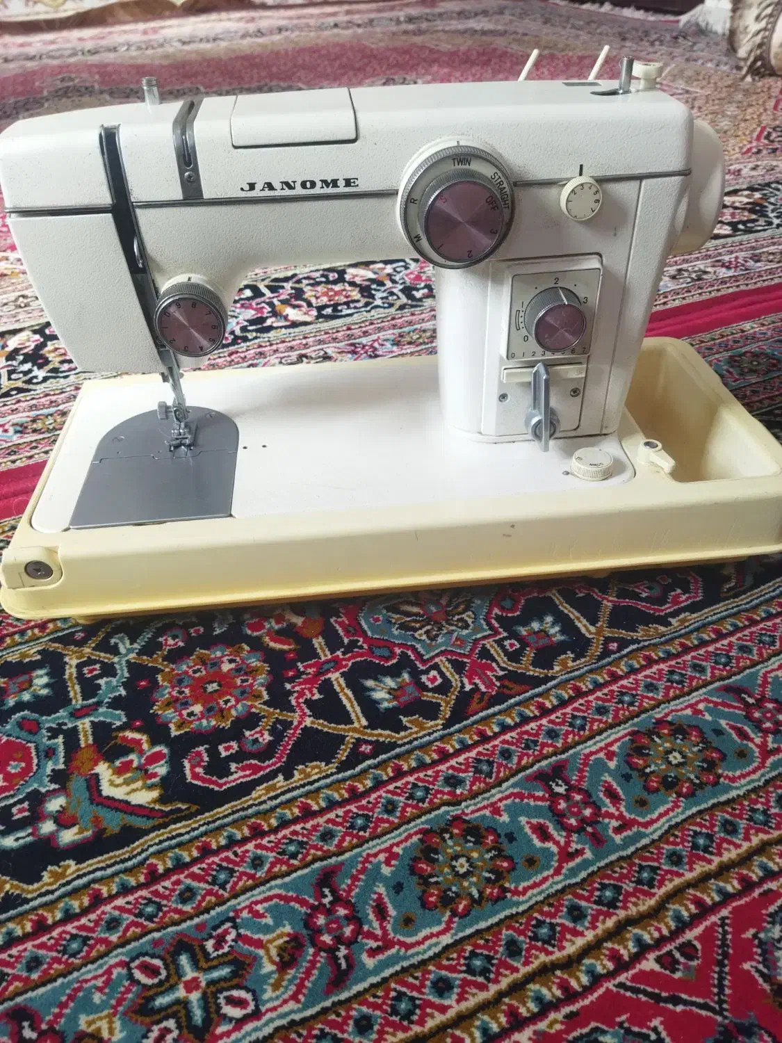 چرخ خیاطی ژانومه مدل 802|چرخ خیاطی و ریسندگی|خاش, |دیوار